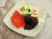 รามายณะ คิงส์พาวเวอร์ บุพเฟ่ต์อาหารนานาชาติและการแสดงหุ่นละครเล็ก